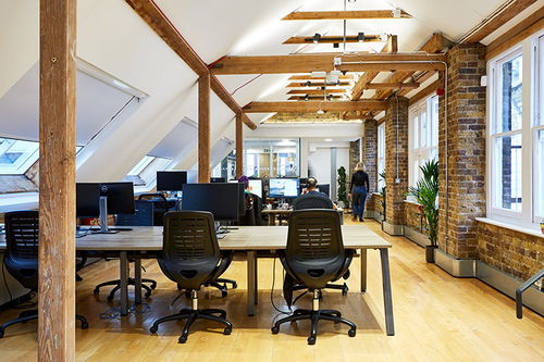 時尚辦公網 辦公設計 設計欣賞 趣味工業風 游戲開發公司hutch games倫敦辦公室擴張設計欣賞